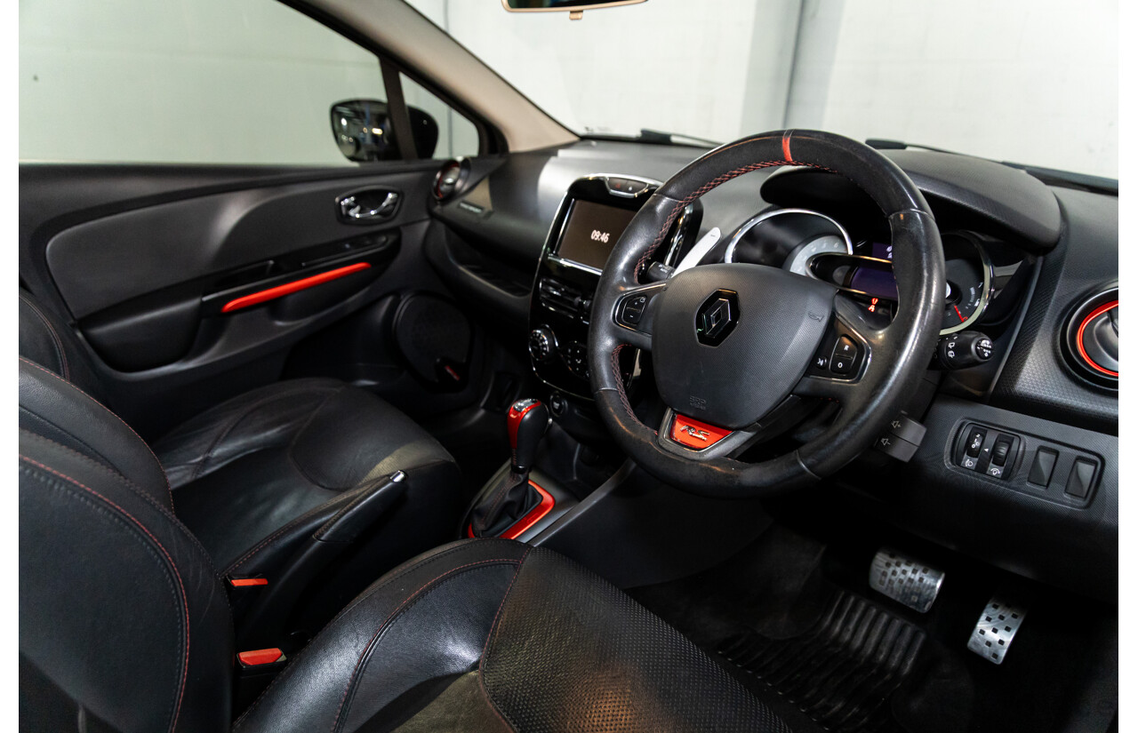 9/2014 Renault Clio RS 200 Sport X98 5d Hatchback Deep Black Metallic Turbo 1.6L