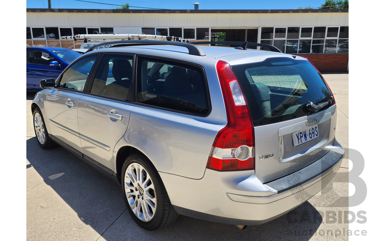 9/2005 Volvo V50 T5 MS 4d Wagon Silver 2.5L