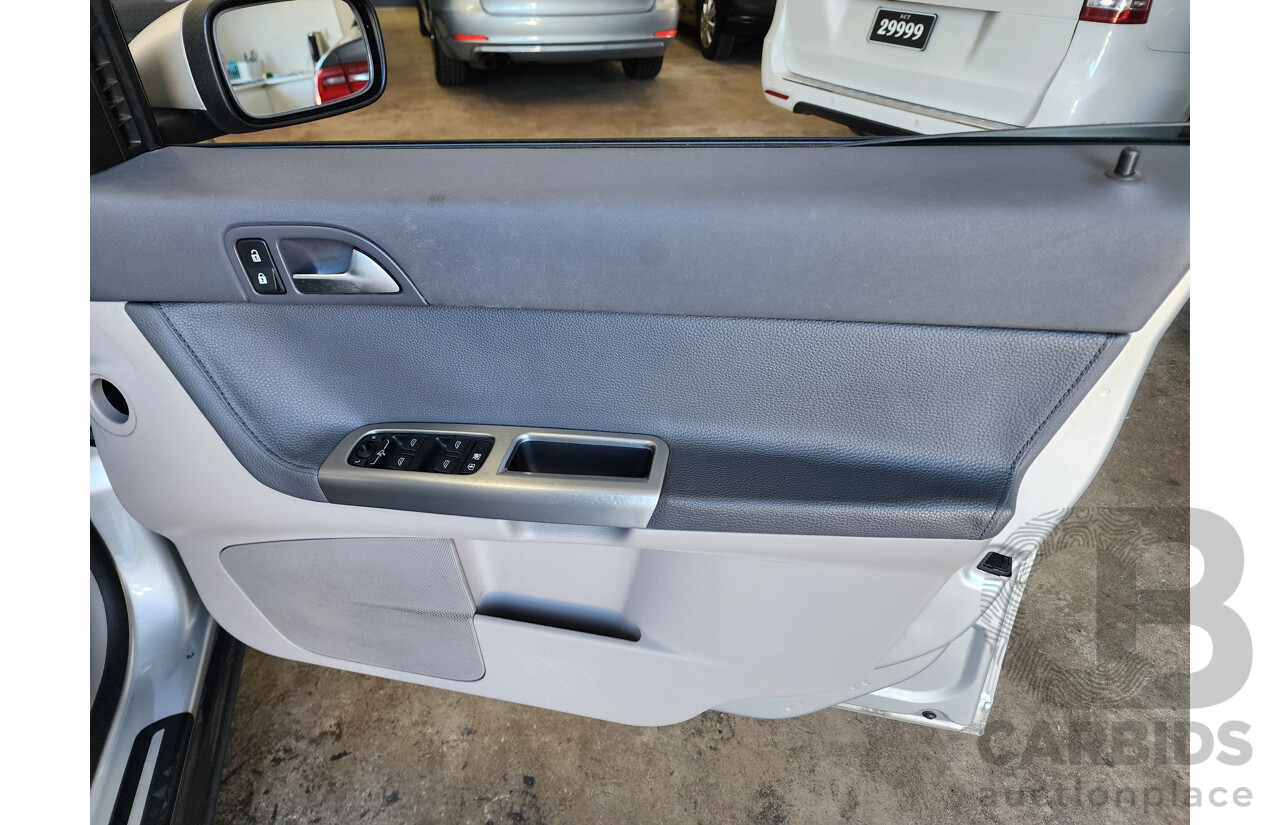 9/2005 Volvo V50 T5 MS 4d Wagon Silver 2.5L