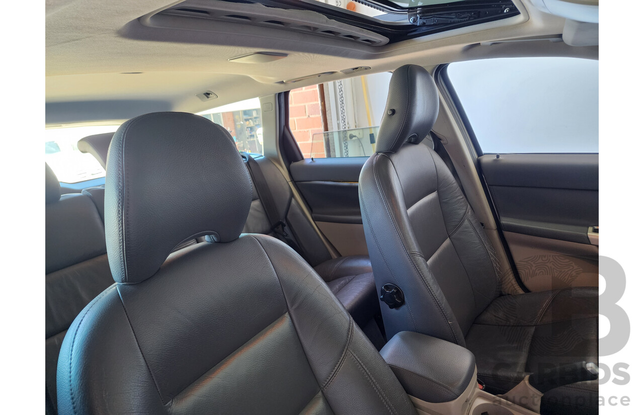 9/2005 Volvo V50 T5 MS 4d Wagon Silver 2.5L