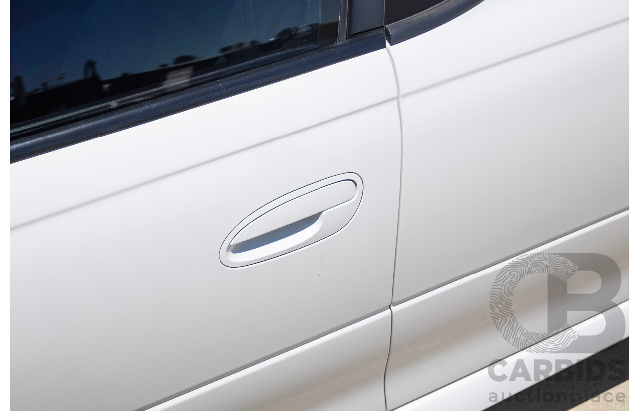 8/2005 Holden Commodore SS VZ Utility Heron White 5.7L V8