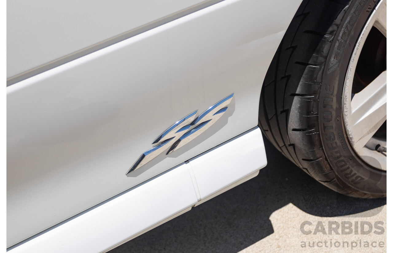 8/2005 Holden Commodore SS VZ Utility Heron White 5.7L V8