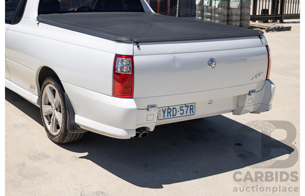 8/2005 Holden Commodore SS VZ Utility Heron White 5.7L V8