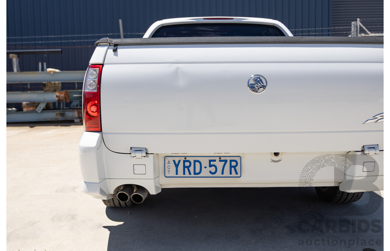8/2005 Holden Commodore SS VZ Utility Heron White 5.7L V8