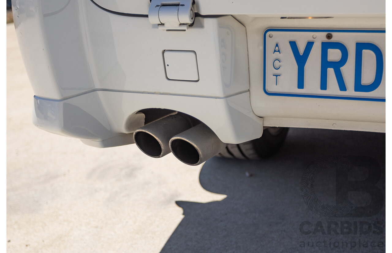 8/2005 Holden Commodore SS VZ Utility Heron White 5.7L V8