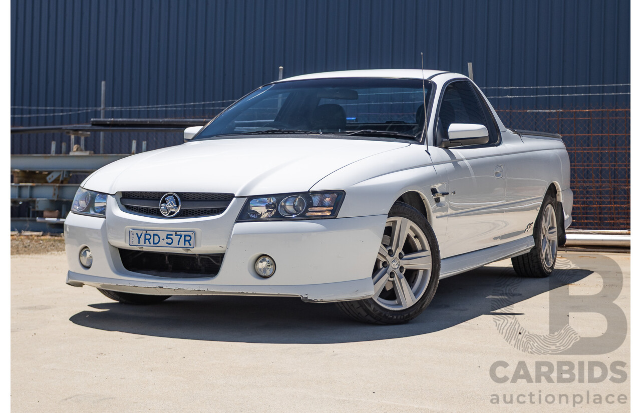 8/2005 Holden Commodore SS VZ Utility Heron White 5.7L V8