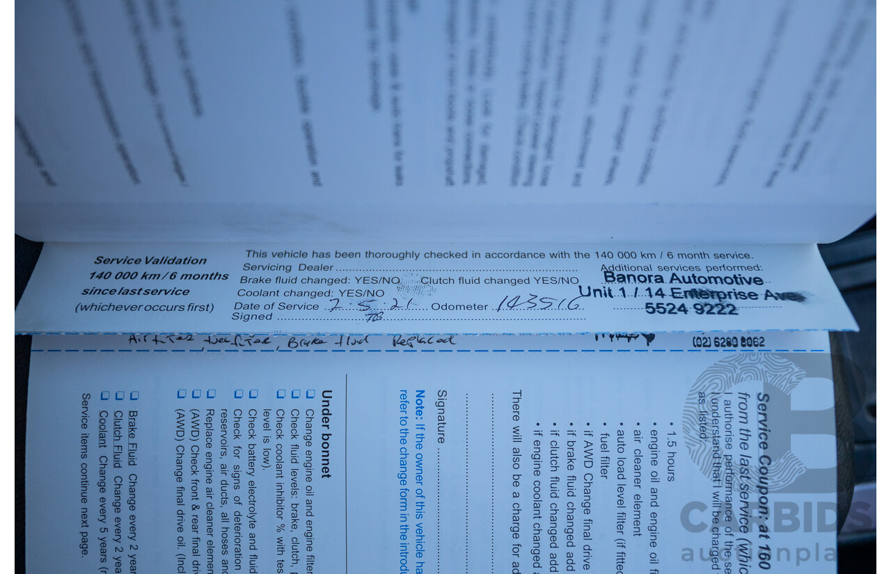 8/2005 Holden Commodore SS VZ Utility Heron White 5.7L V8