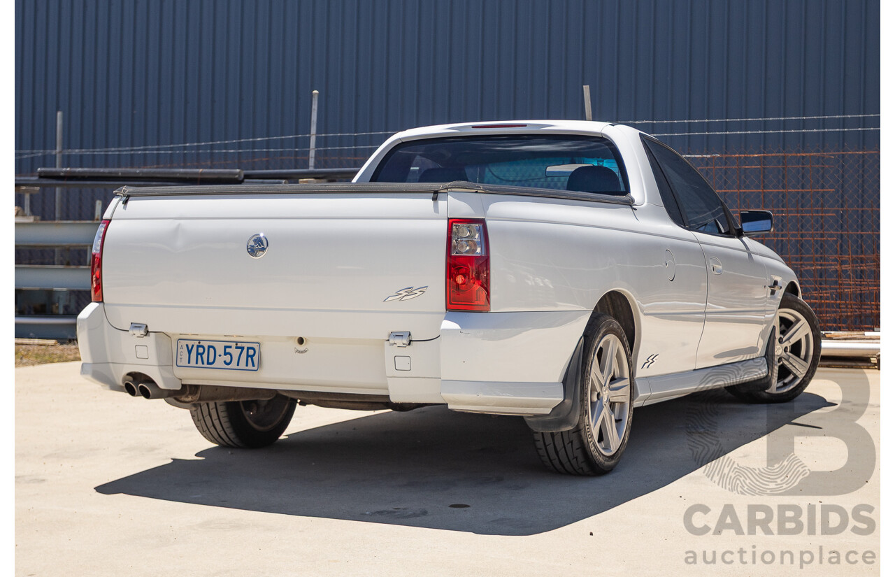8/2005 Holden Commodore SS VZ Utility Heron White 5.7L V8