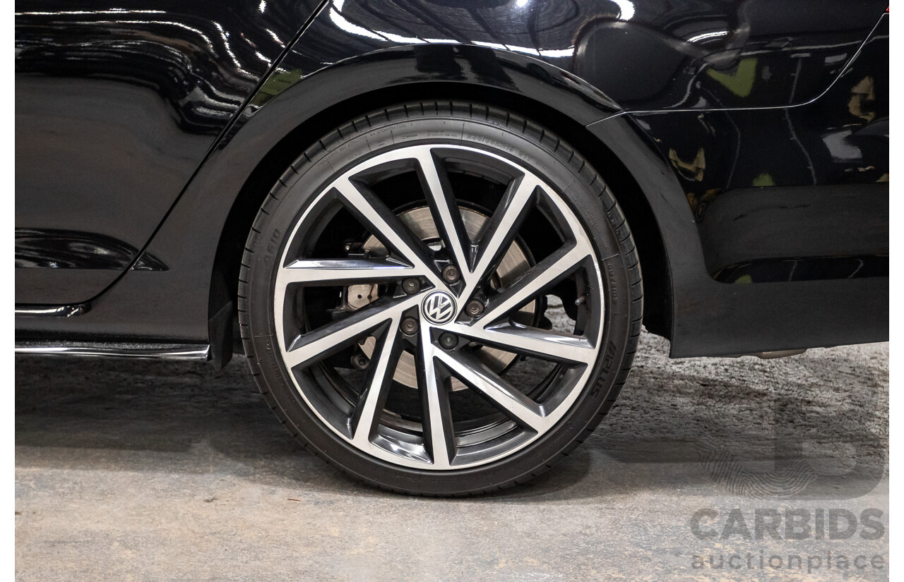 3/2019 Volkswagen Golf R (AWD) Mk7.5 AU MY19 4D Wagon Deep Black Turbo 2.0L