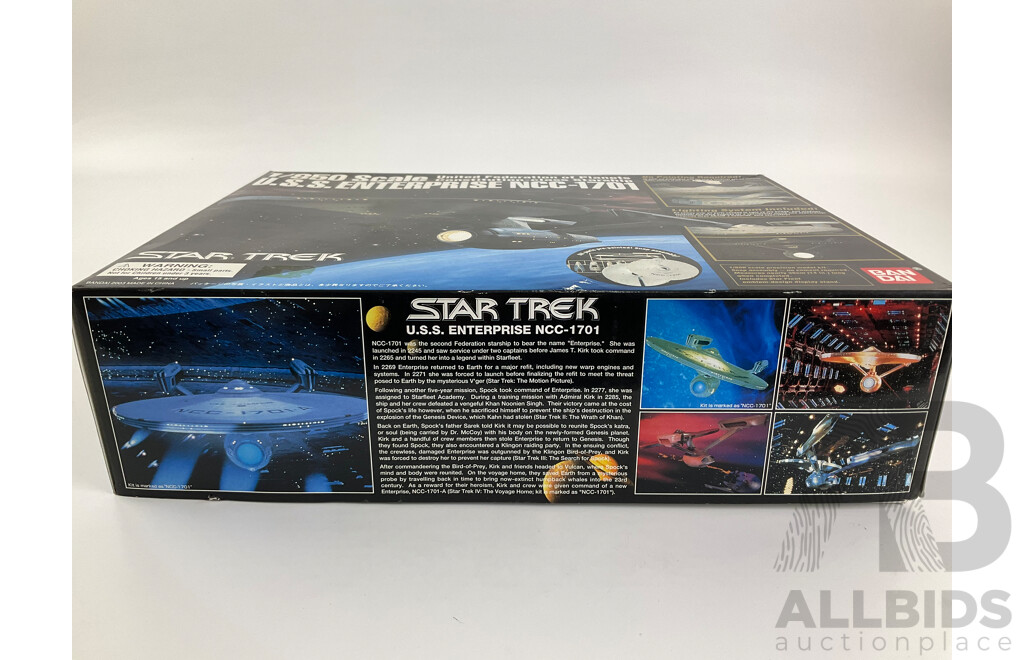 Bandai Star Trek U.S.S Enterprise NCC-1701 - 1/850 Scale