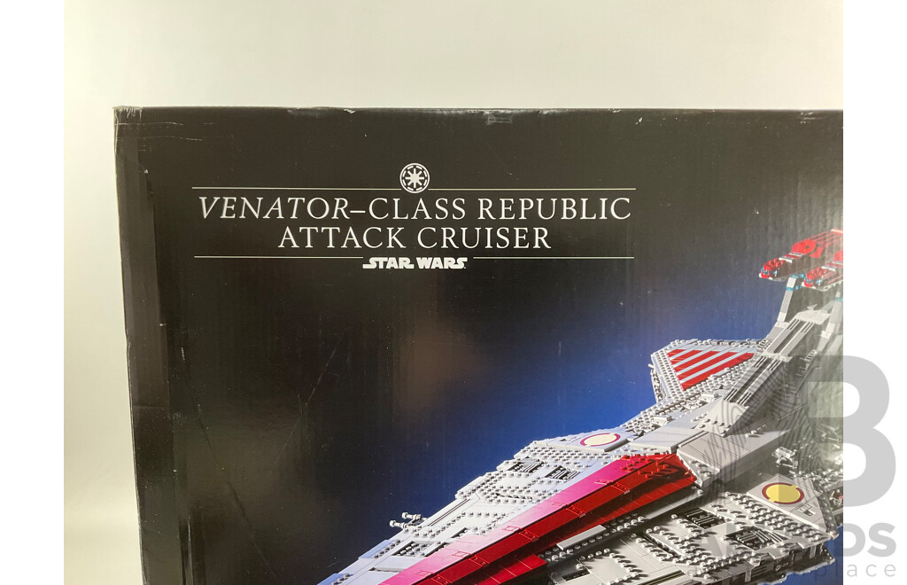 Lego Star Wars 75367 Venator-Class Republic Attack Cruiser in Sealed Box