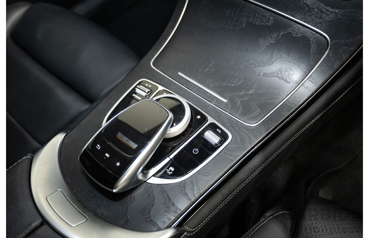 03/2019 Mercedes-Benz GLC200 (AWD) X253 MY19.5 4D Wagon Diamond White Turbo 2.0L