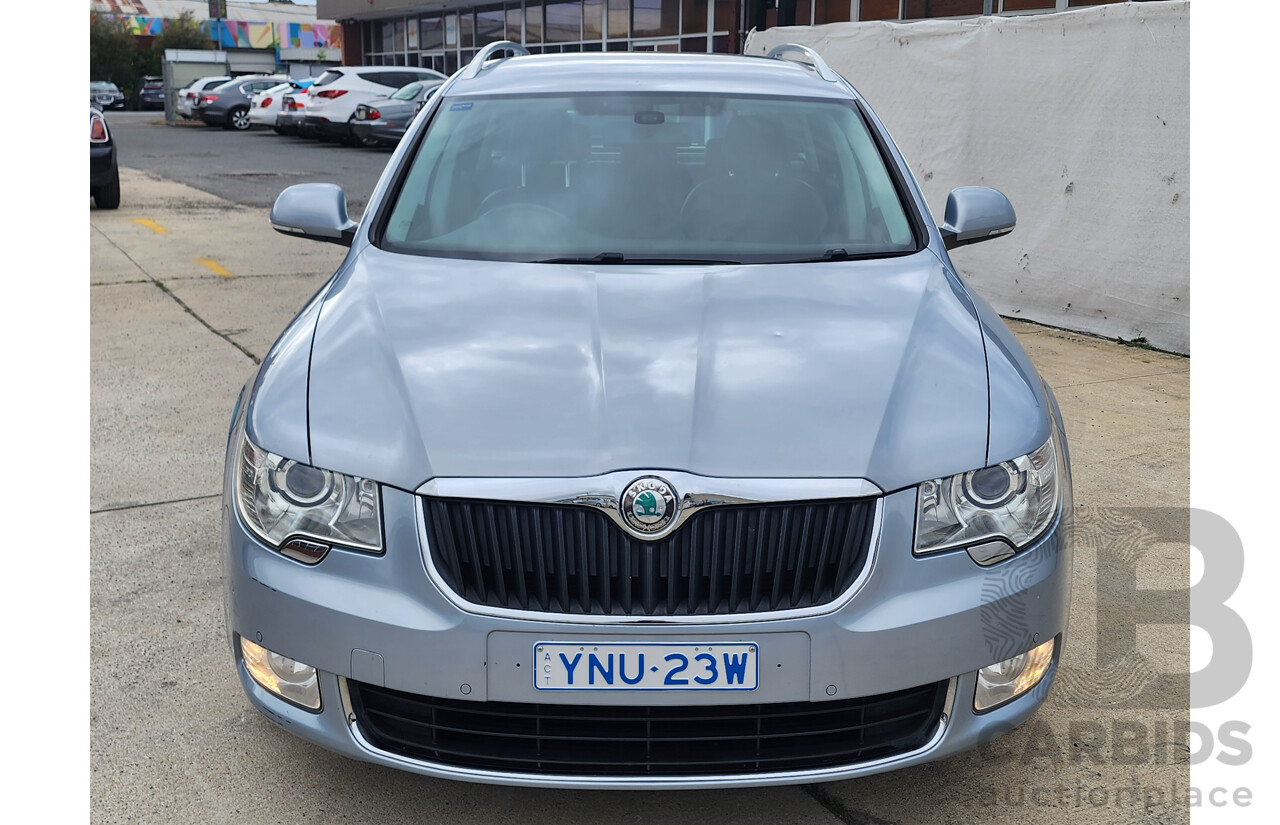 2/2014 Skoda Superb 118 TSI Elegance 3T MY13 4d Wagon Silver 1.8L