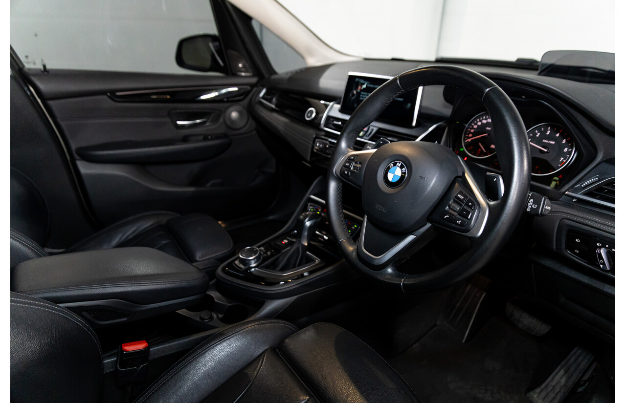 12/2014 BMW 2 25i Active Tourer Sport Line F45 4d Wagon Platinum Silver Turbo 2.0L