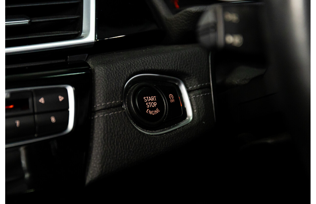 12/2014 BMW 2 25i Active Tourer Sport Line F45 4d Wagon Platinum Silver Turbo 2.0L