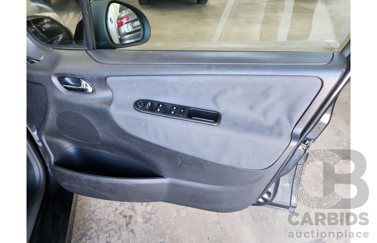 12/2010 Peugeot 207 XT MY10 5d Hatchback Black 1.6L