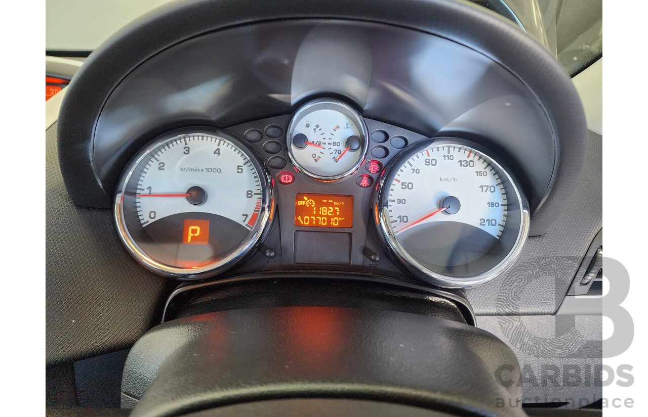 12/2010 Peugeot 207 XT MY10 5d Hatchback Black 1.6L