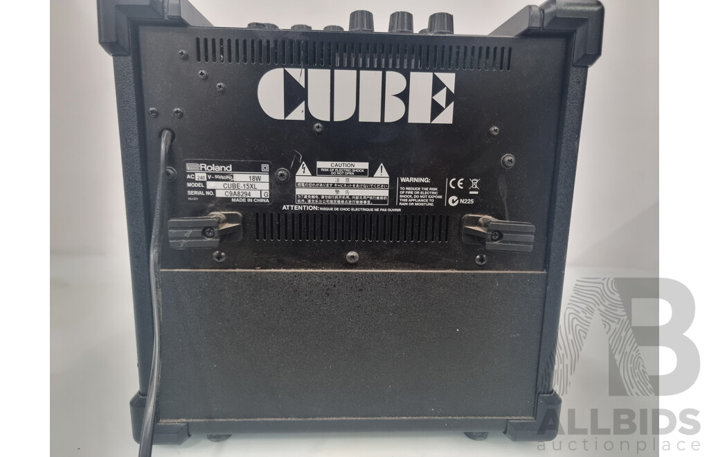 Roland Cube-15XL Guitar Amplifier