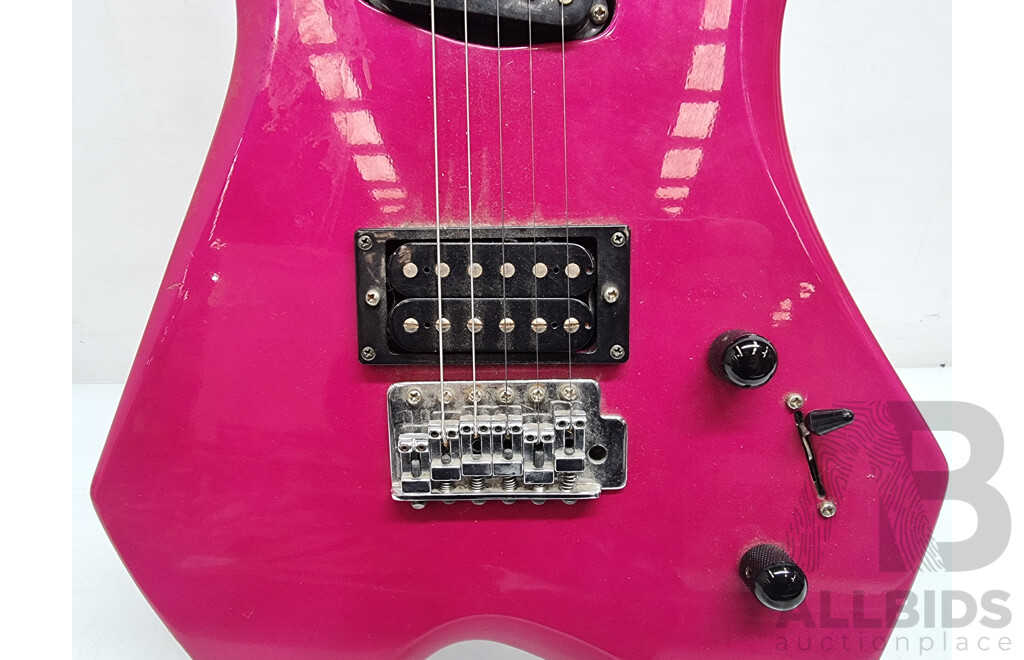 Onyx Custom Craft Six String Right Handed Electric Guitar with Black Soft Leather Look Carrybag