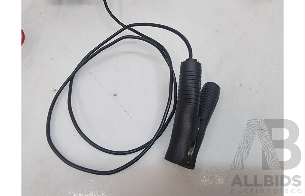 Calibre Precision Power Performance 12V Battery Charger & Power Supply