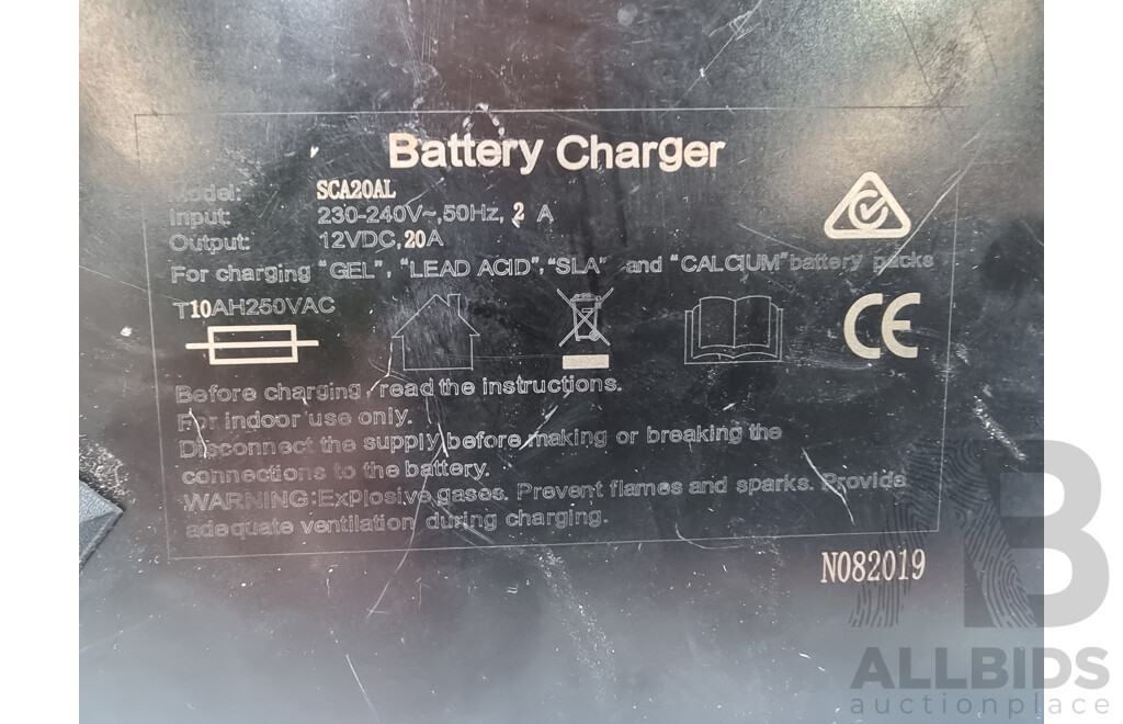 Calibre Precision Power Performance 12V Battery Charger & Power Supply