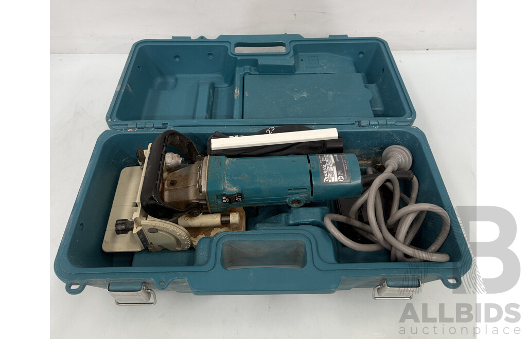 Makita Plate Biscuit Joiner 3901 590w