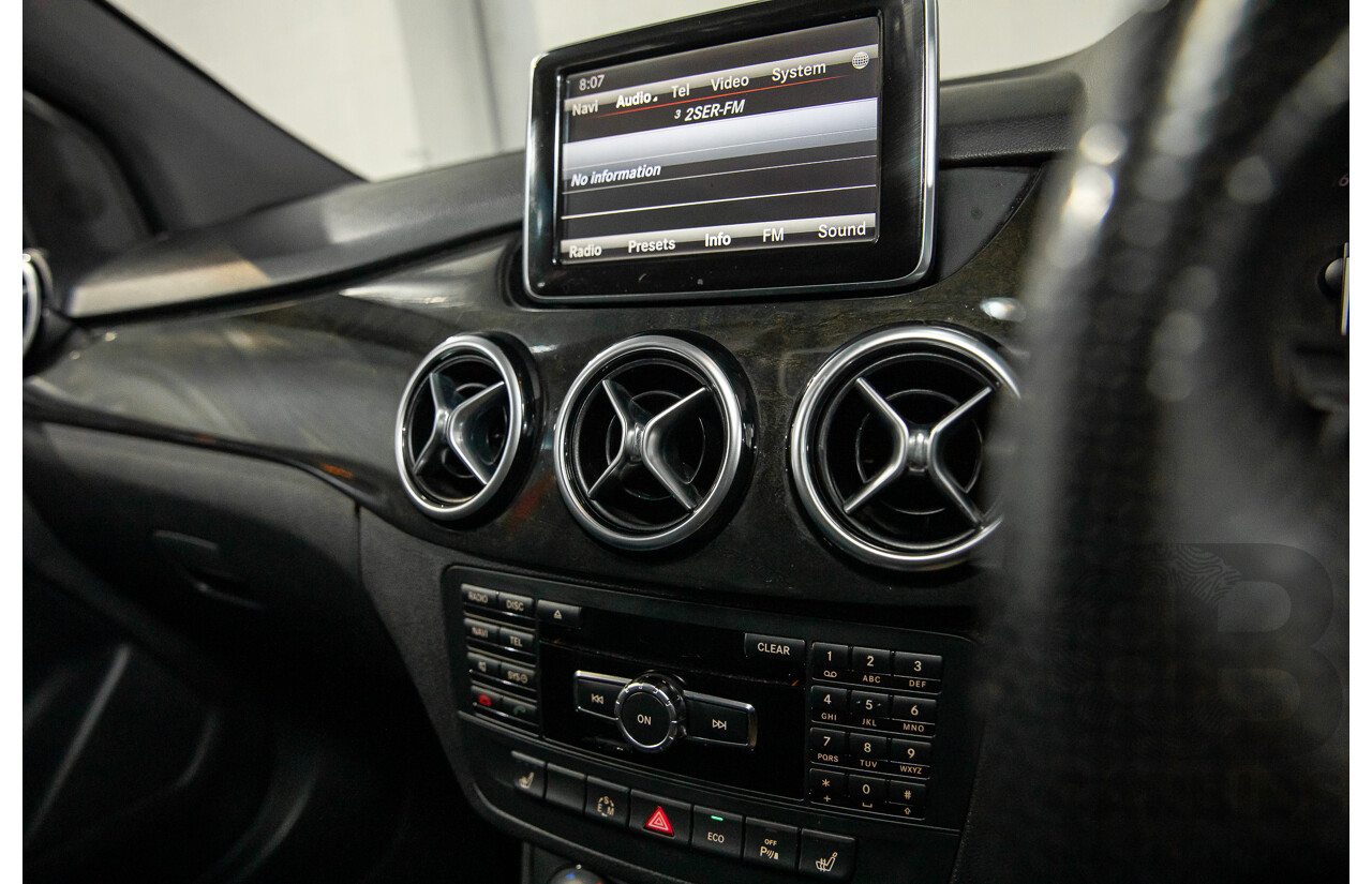 11/2012 Mercedes-Benz B250 BE 246 MY13 5d Hatchback Jupiter Red Turbo 2.0L