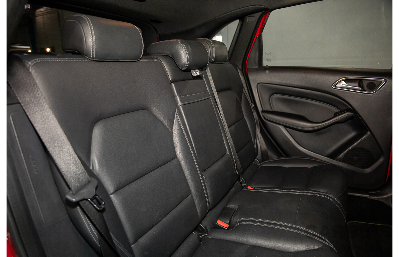 11/2012 Mercedes-Benz B250 BE 246 MY13 5d Hatchback Jupiter Red Turbo 2.0L