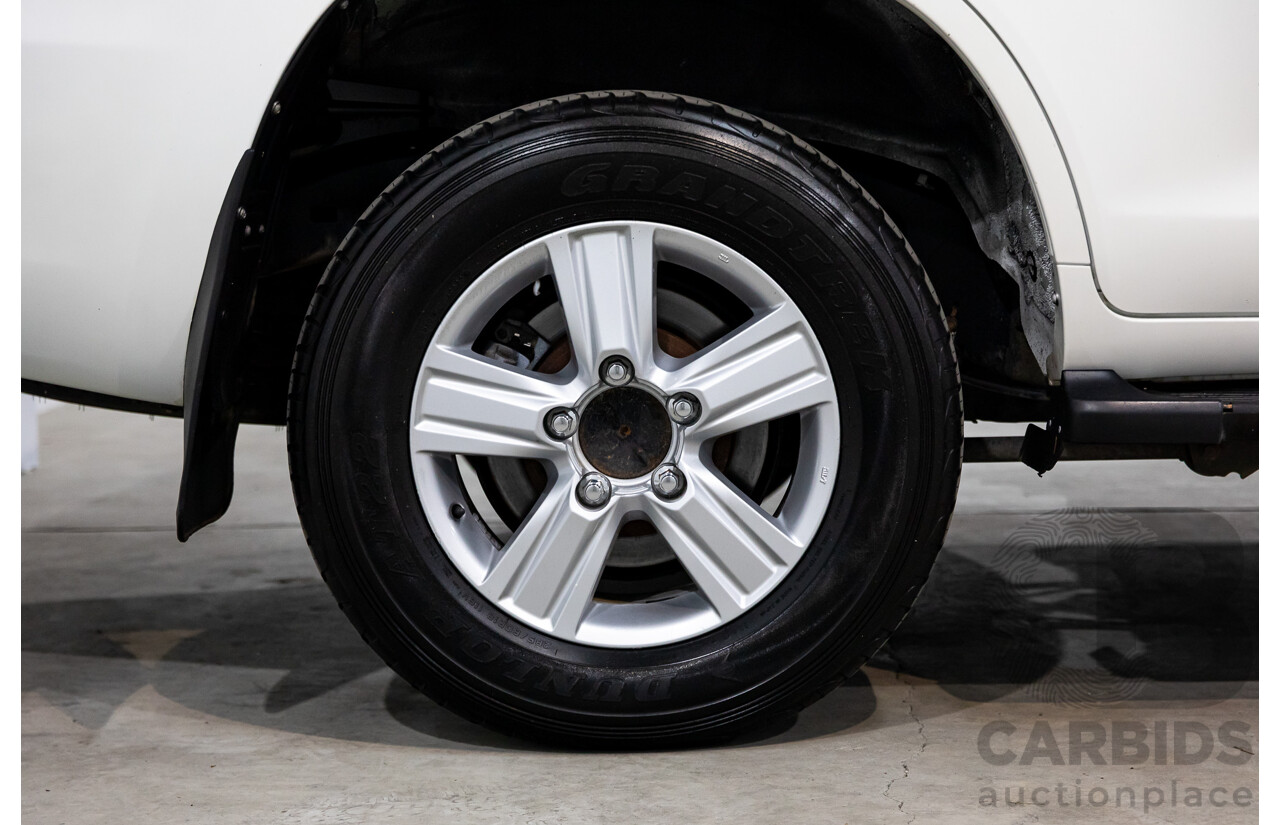 6/2009 Toyota Landcruiser Sahara (4x4) VDJ200R 09 UPGRADE 4d Wagon Crystal White Pearl Turbo Diesel V8 4.5L