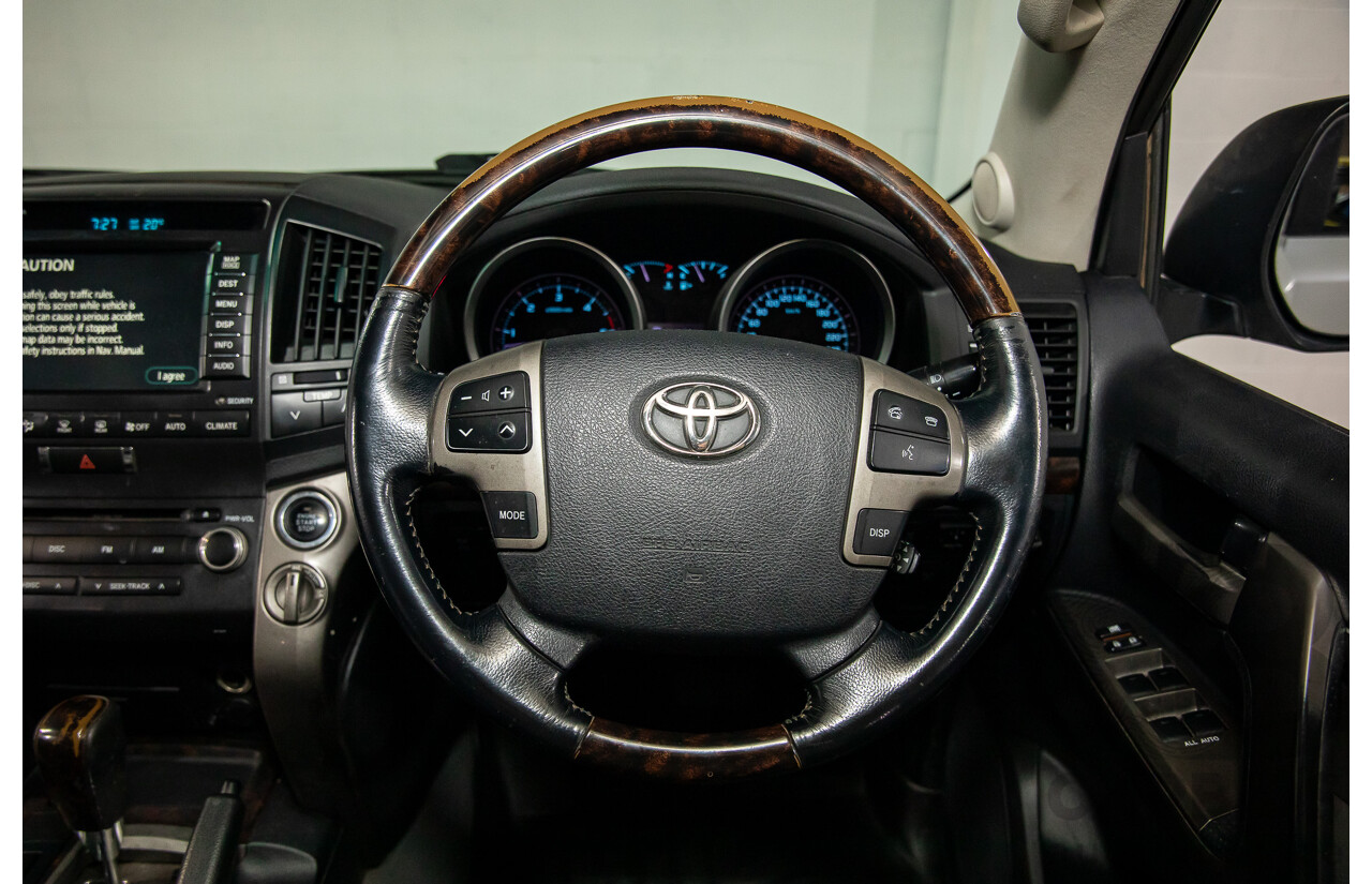 6/2009 Toyota Landcruiser Sahara (4x4) VDJ200R 09 UPGRADE 4d Wagon Crystal White Pearl Turbo Diesel V8 4.5L