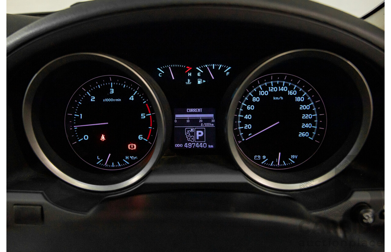 6/2009 Toyota Landcruiser Sahara (4x4) VDJ200R 09 UPGRADE 4d Wagon Crystal White Pearl Turbo Diesel V8 4.5L