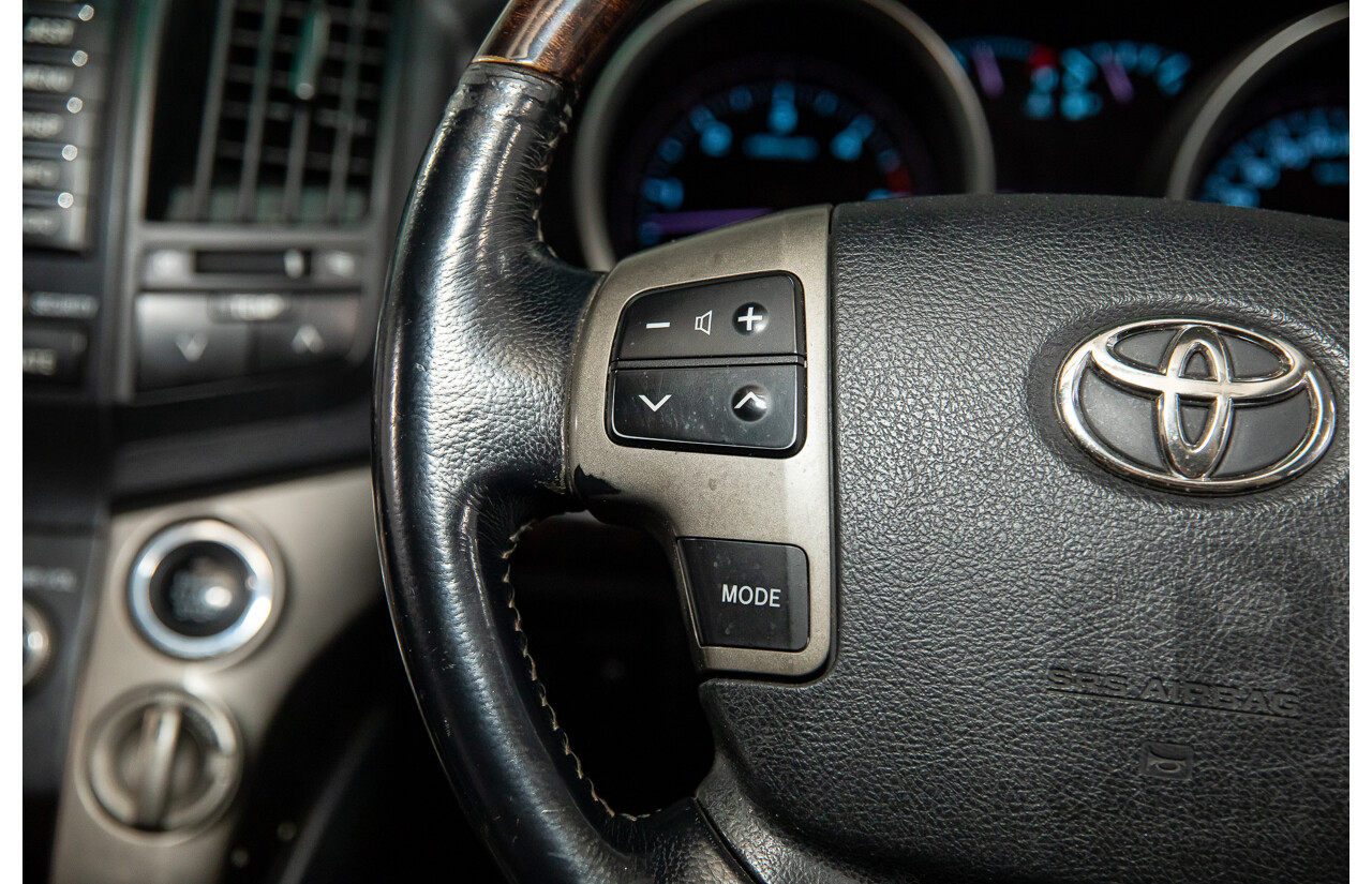 6/2009 Toyota Landcruiser Sahara (4x4) VDJ200R 09 UPGRADE 4d Wagon Crystal White Pearl Turbo Diesel V8 4.5L