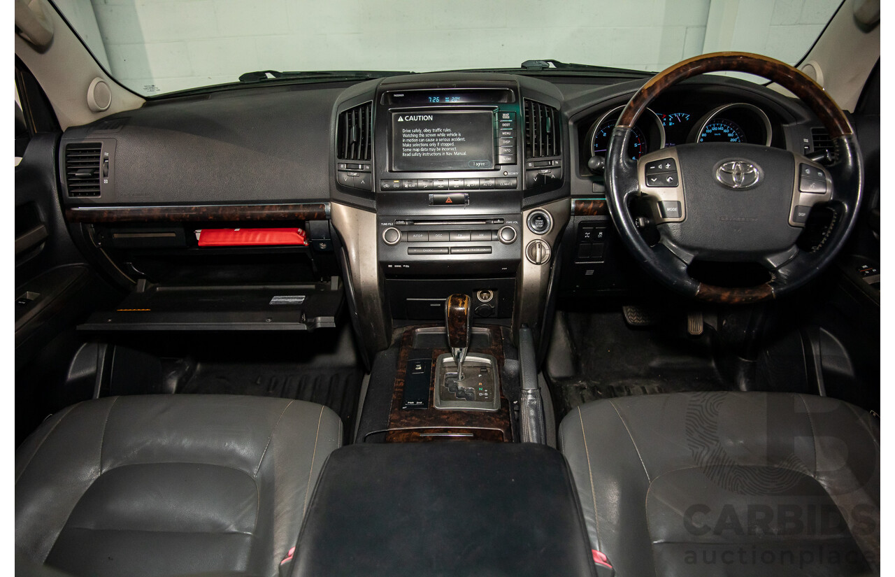 6/2009 Toyota Landcruiser Sahara (4x4) VDJ200R 09 UPGRADE 4d Wagon Crystal White Pearl Turbo Diesel V8 4.5L