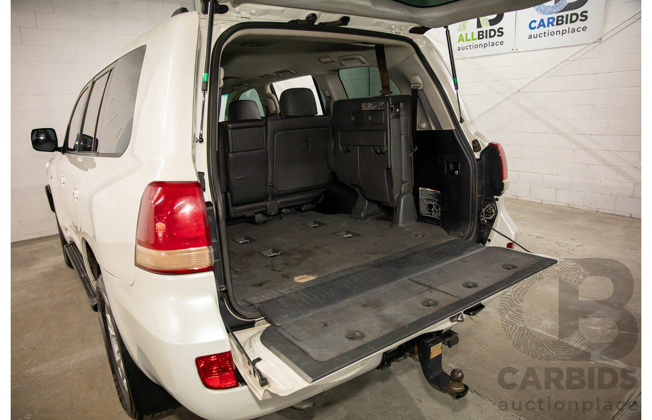 6/2009 Toyota Landcruiser Sahara (4x4) VDJ200R 09 UPGRADE 4d Wagon Crystal White Pearl Turbo Diesel V8 4.5L