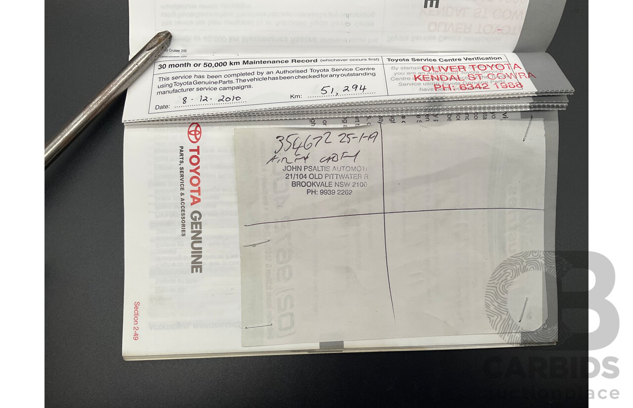 6/2009 Toyota Landcruiser Sahara (4x4) VDJ200R 09 UPGRADE 4d Wagon Crystal White Pearl Turbo Diesel V8 4.5L