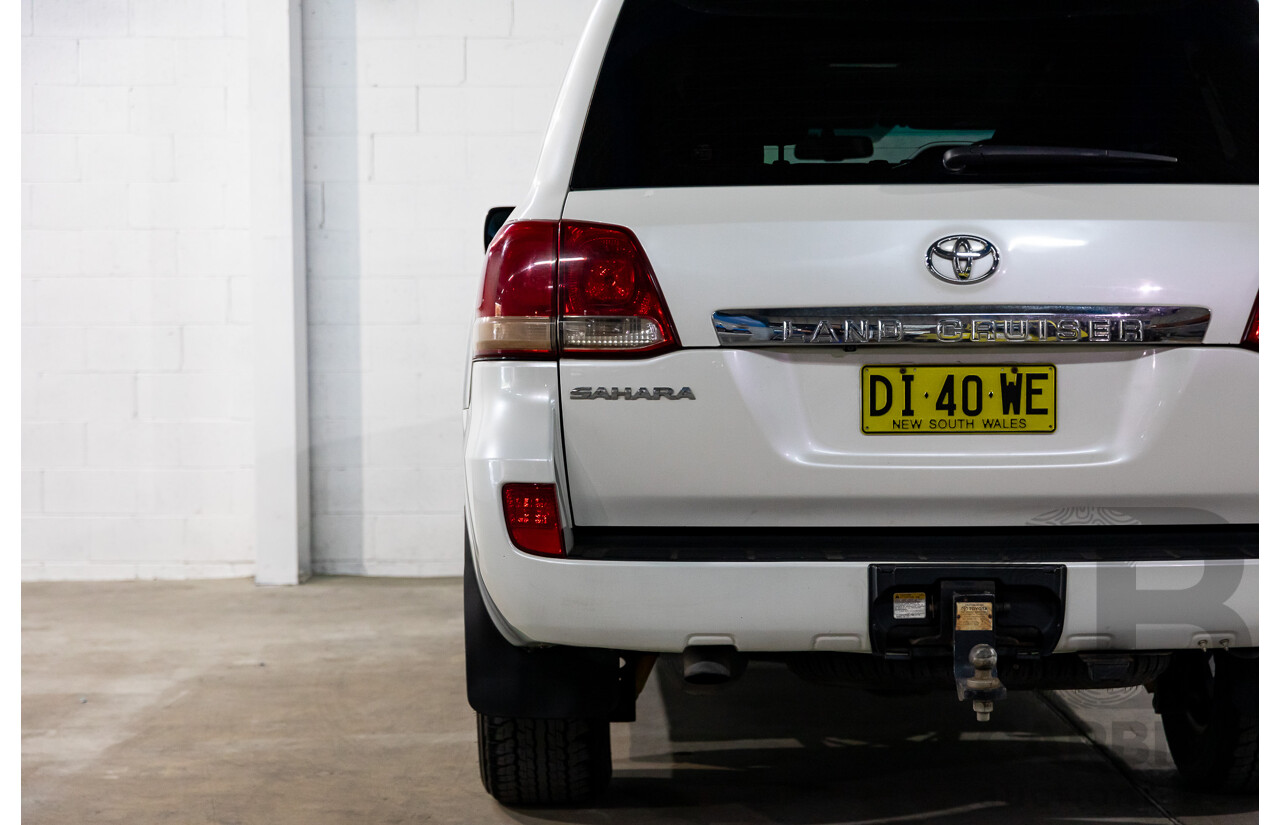 6/2009 Toyota Landcruiser Sahara (4x4) VDJ200R 09 UPGRADE 4d Wagon Crystal White Pearl Turbo Diesel V8 4.5L