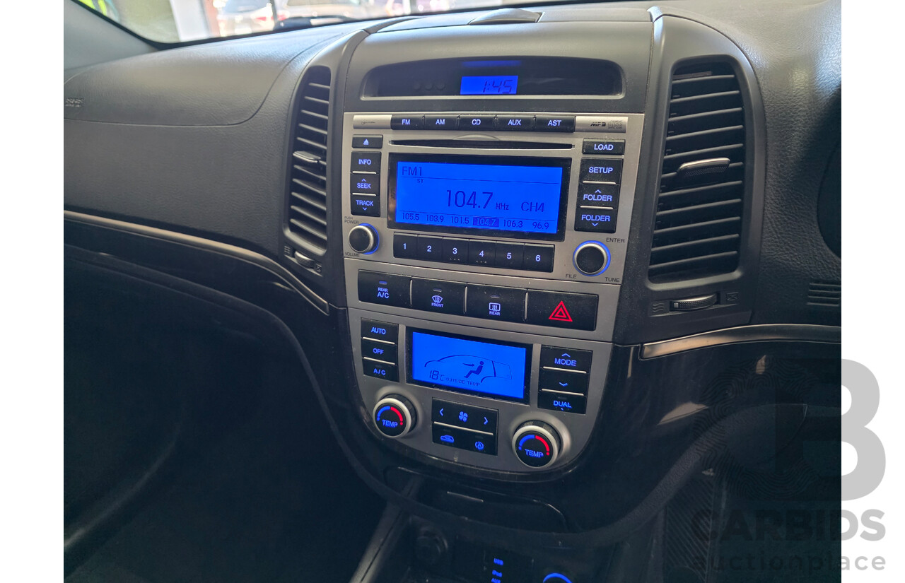 9/2009 Hyundai Santa Fe Elite CRDi (4x4) CM MY09 UPGRADE 4d Wagon White Turbo Diesel 2.2L