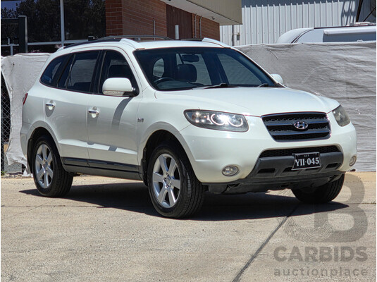 9/2009 Hyundai Santa Fe Elite CRDi (4x4) CM MY09 UPGRADE 4d Wagon White Turbo Diesel 2.2L