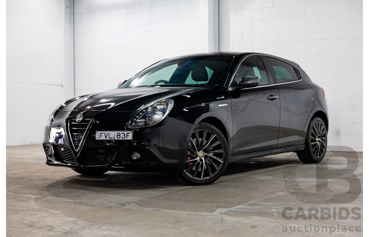 2/2015 Alfa Romeo Giulietta Distinctive MY15 5d Hatchback Alfa Black Turbo 1.4L