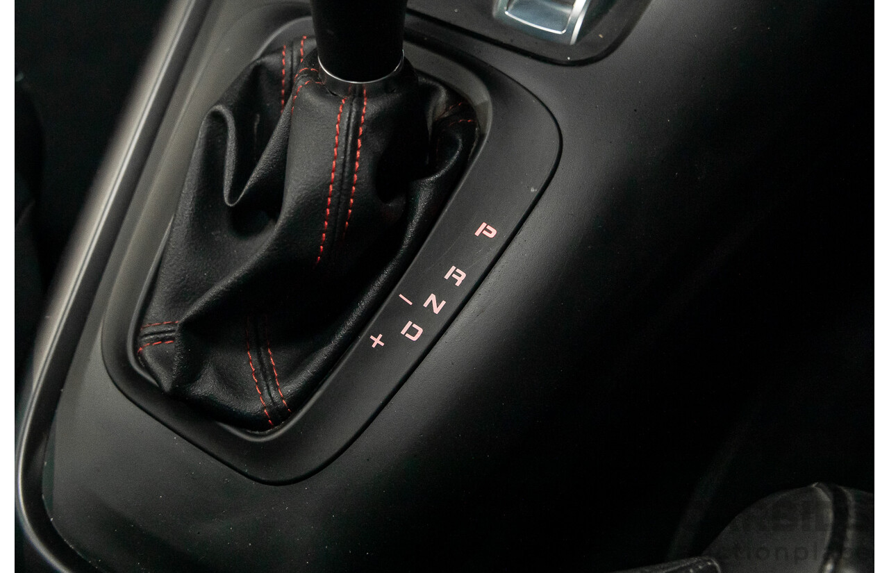 2/2015 Alfa Romeo Giulietta Distinctive MY15 5d Hatchback Alfa Black Turbo 1.4L