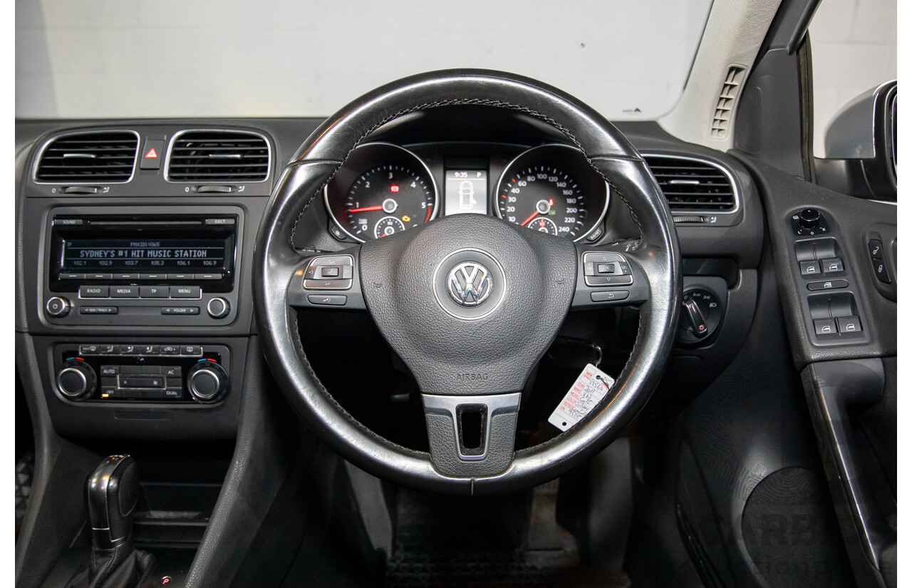 8/2011 Volkswagen Golf 103 TDI Comfortline 1K MY11 4d Wagon Reflex Silver Turbo Diesel 2.0L
