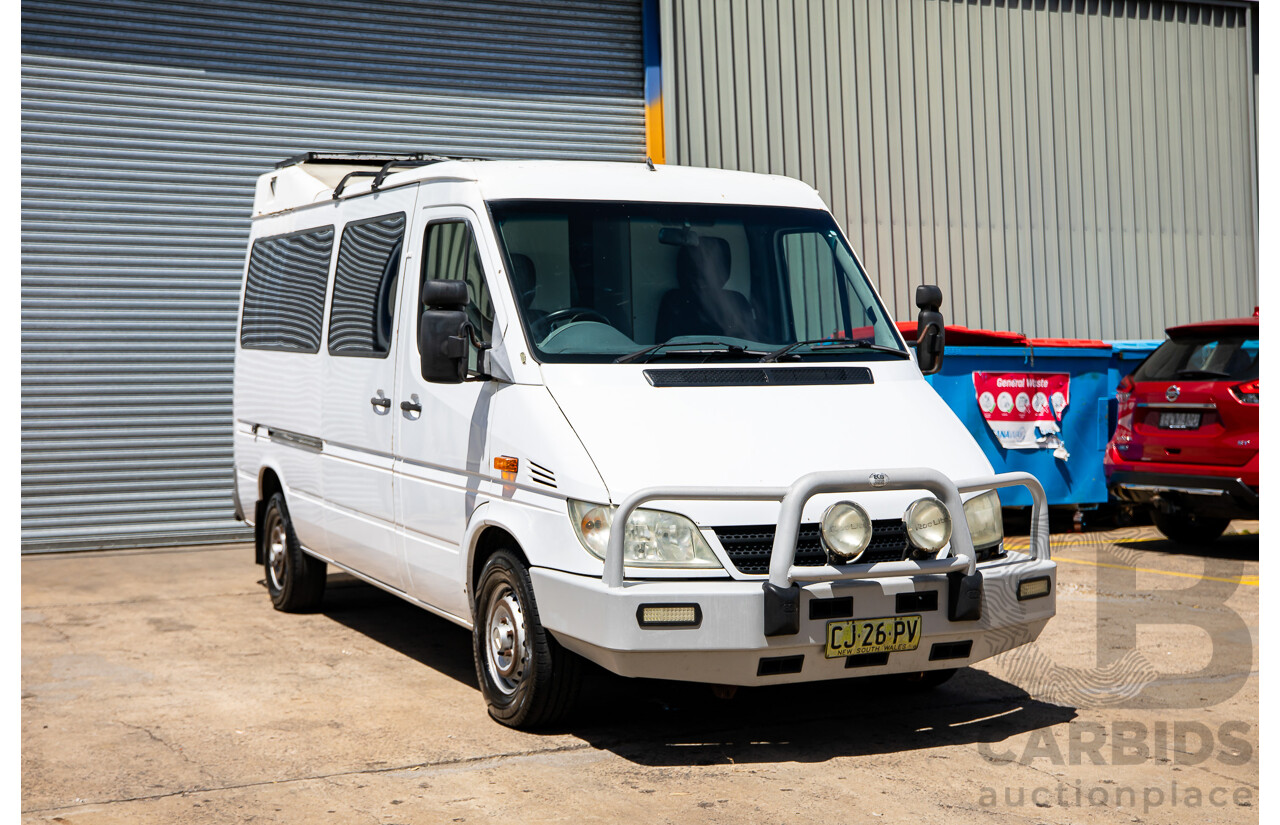 11/2004 Mercedes-Benz Sprinter 316CDI LWB (RWD) Van Arctic White Turbo Diesel 2.7L - Custom Camper