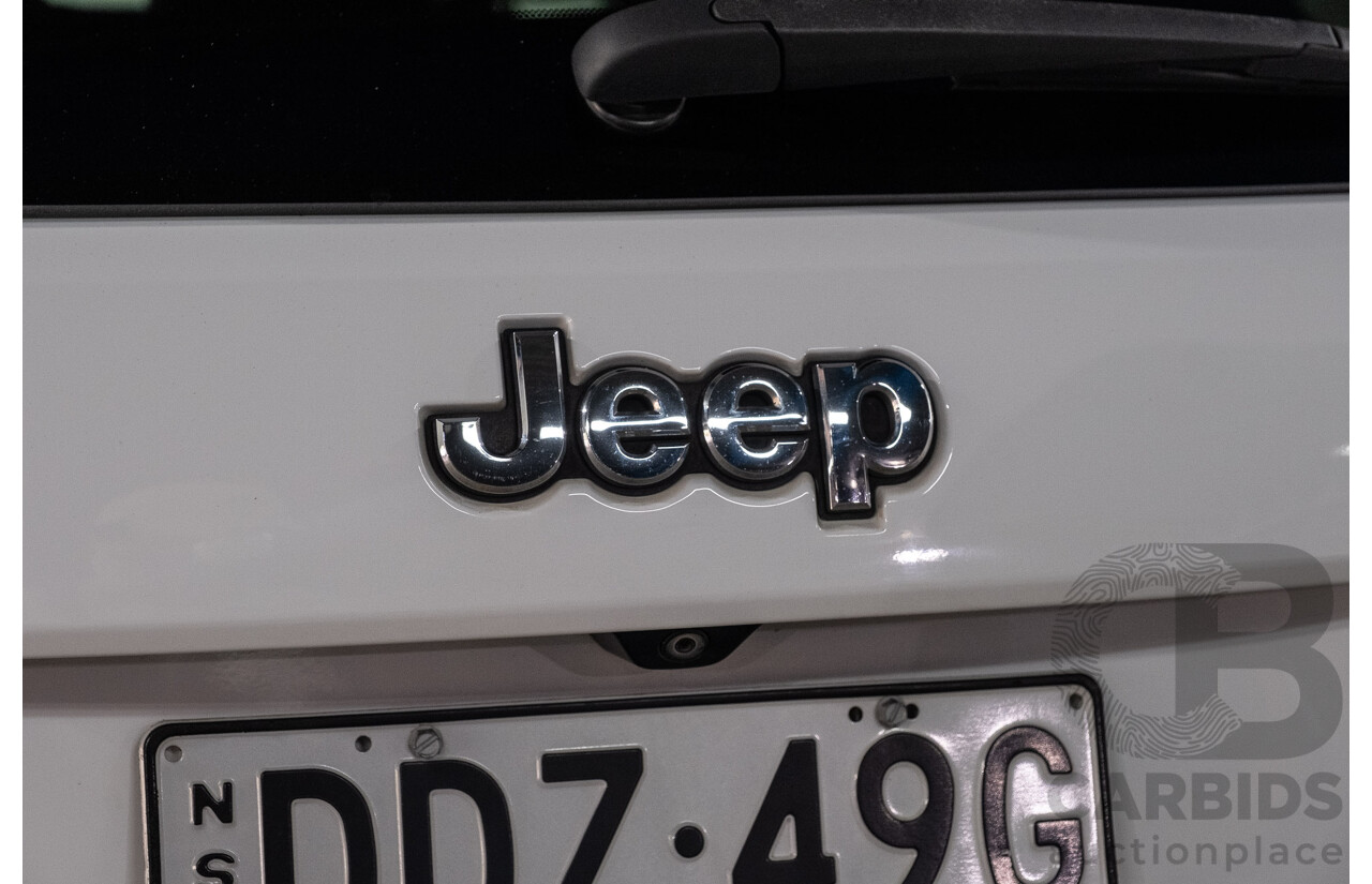 1/2015 Jeep Grand Cherokee Limited (4x4) WK MY15 4d Wagon Bright White Turbo Diesel V6 3.0L