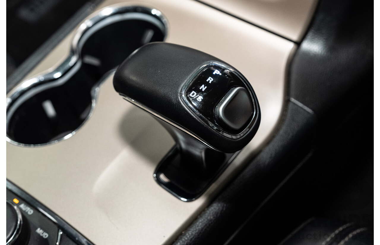 1/2015 Jeep Grand Cherokee Limited (4x4) WK MY15 4d Wagon Bright White Turbo Diesel V6 3.0L