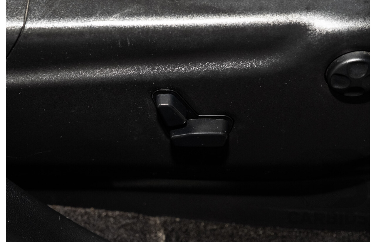 1/2015 Jeep Grand Cherokee Limited (4x4) WK MY15 4d Wagon Bright White Turbo Diesel V6 3.0L