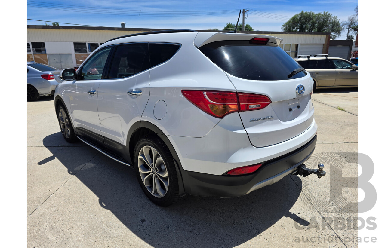 04/2015 Hyundai Santa Fe Highlander CRDi (AWD) DM MY15 4D Wagon White Turbo Diesel 2.2L