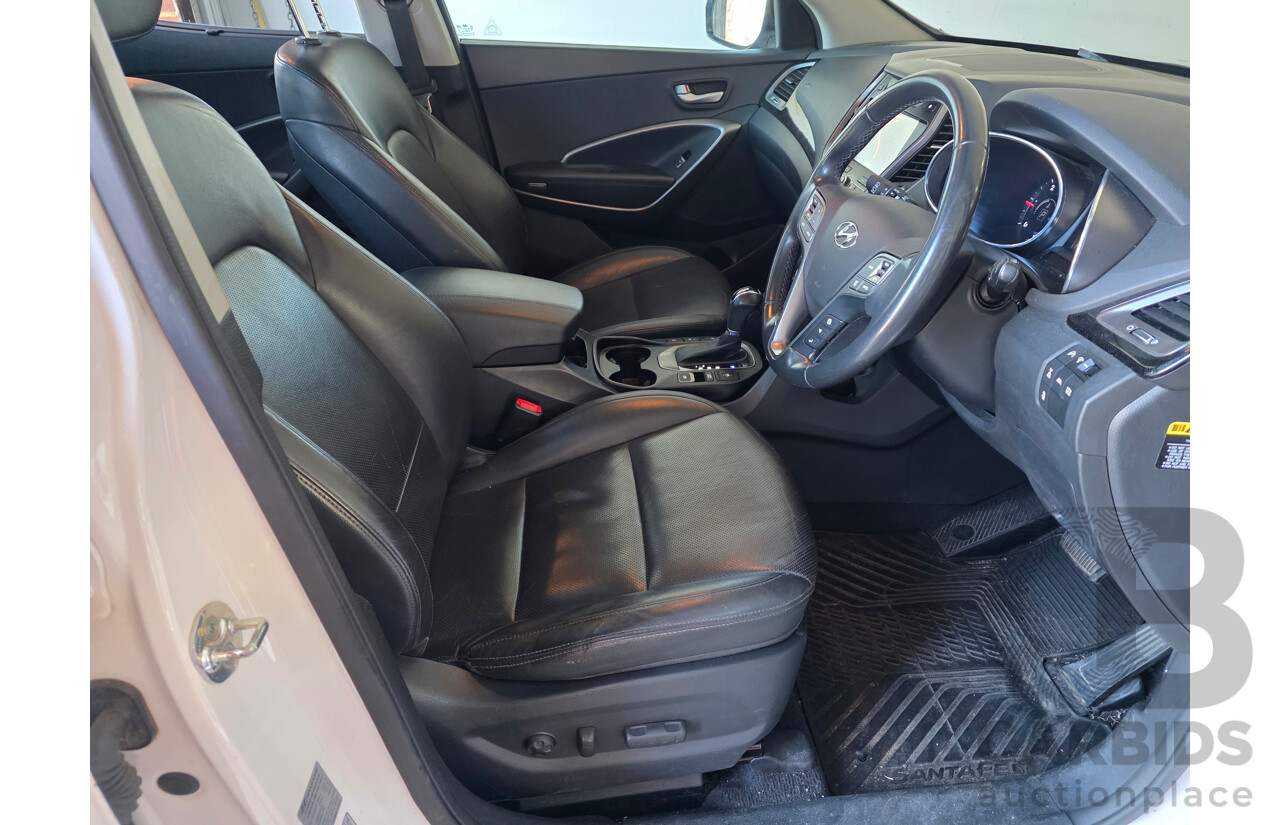 04/2015 Hyundai Santa Fe Highlander CRDi (AWD) DM MY15 4D Wagon White Turbo Diesel 2.2L