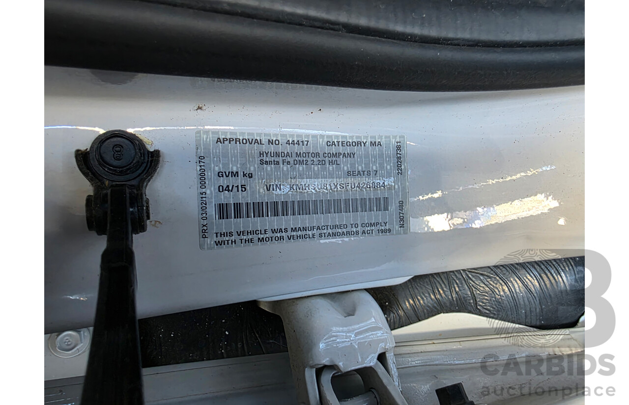 04/2015 Hyundai Santa Fe Highlander CRDi (AWD) DM MY15 4D Wagon White Turbo Diesel 2.2L