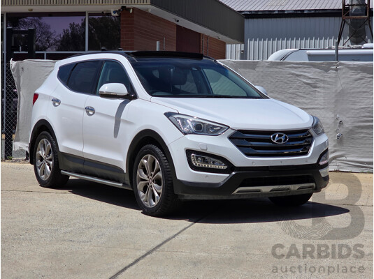 04/2015 Hyundai Santa Fe Highlander CRDi (AWD) DM MY15 4D Wagon White Turbo Diesel 2.2L