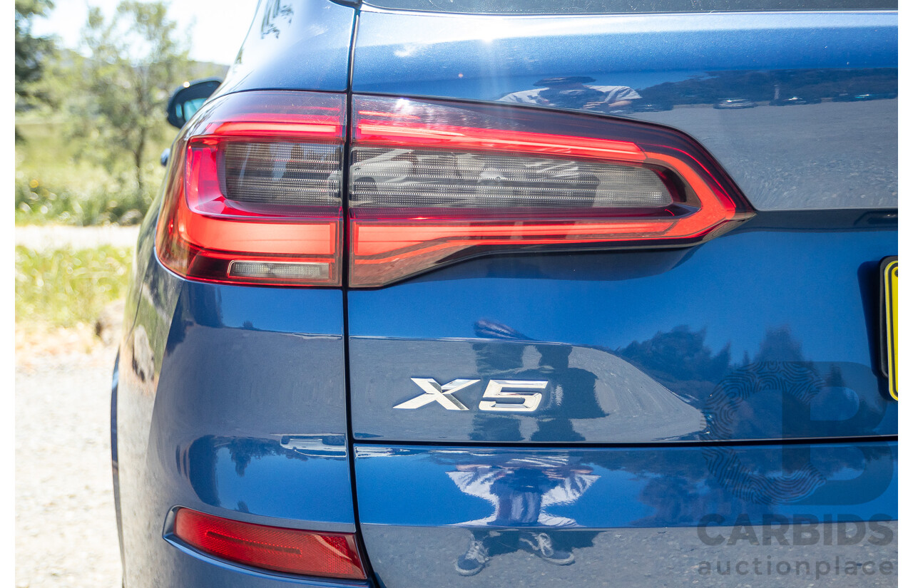 09/2019 BMW X5 xDrive30d M-Sport Performance Package (4x4) MY20 G05 4d Wagon Phytonic Blue Metallic Turbo Diesel 3.0L